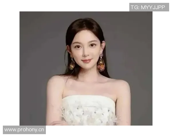 湖南益阳足球明星女友的甜蜜生活揭秘与爱情故事分享